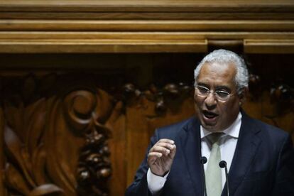 El l&iacute;der socialista Antonio Costa, ayer en el Parlamento portugu&eacute;s.