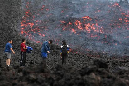 Emilio Barillas, portavoz de Instituto Nacional de Sismología, Vulcanología, Meteorología e Hidrología de Guatemala (Insivumeh), informó que "los ríos de lava no han mostrado avances en ninguna dirección" en los últimos días, por lo anterior se declara que la fase eruptiva (que inició el 5 de febrero pasado) ha finalizado".