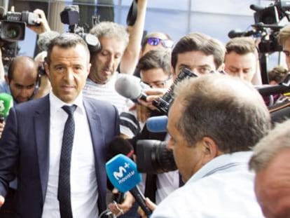 El agente de futbolistas Jorge Mendes a su llegada a un juzgado de Madrid.