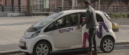 El Grupo PSA ha pasado a controlar el 100% del servicio de movilidad compartida emov.