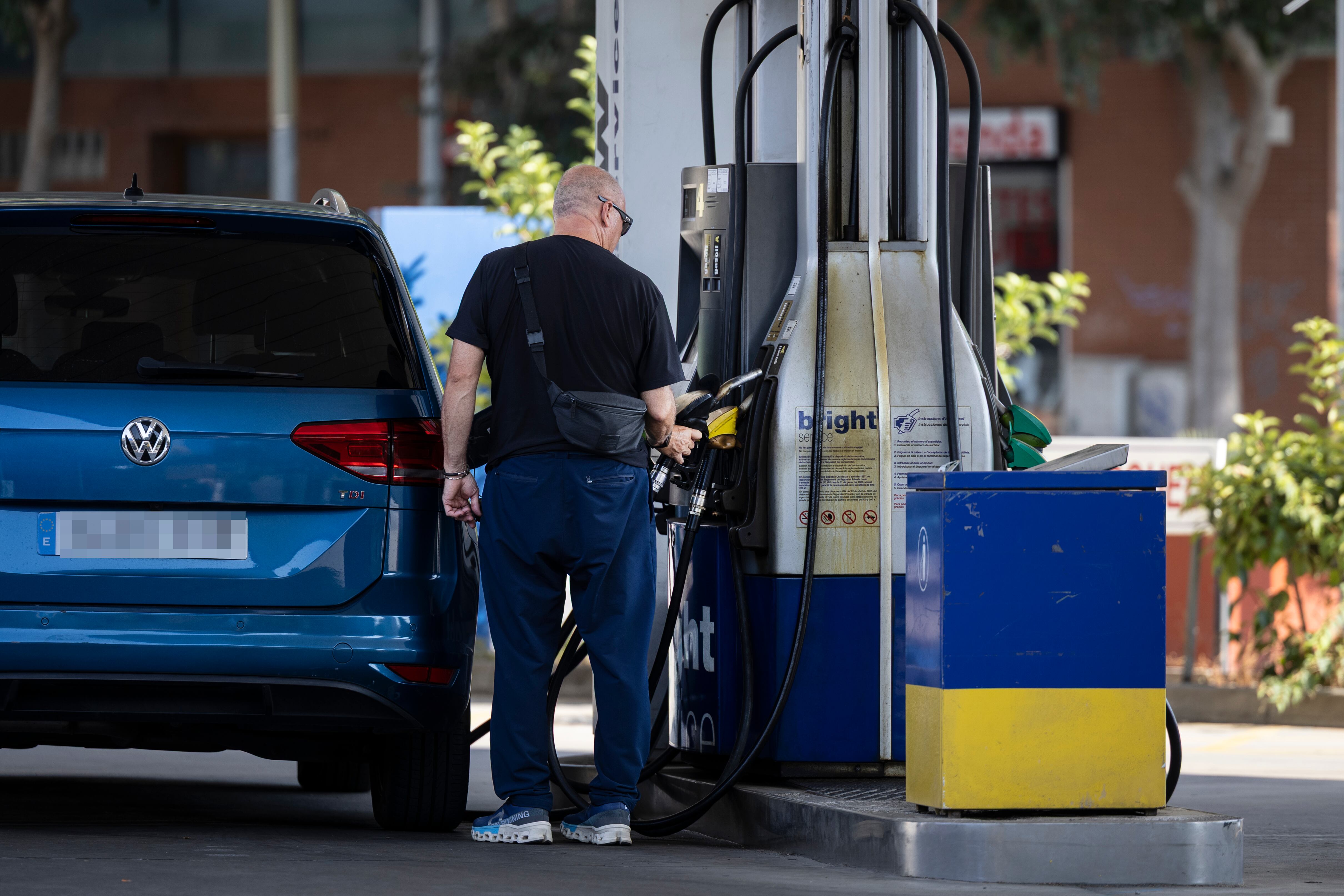 España lidera el encarecimiento de los carburantes en Europa tras la retirada progresiva de ayudas