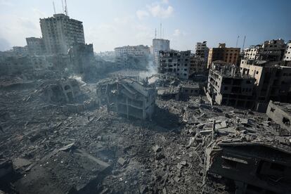 Bombardeo israelí en Al Rimal, al oeste de la franja de Gaza, el 10 de octubre. 