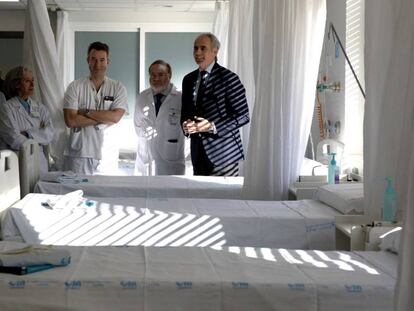 El consejero de Sanidad de la Comunidad de Madrid, Enrique Ruiz Escudero, visita las nuevas instalaciones de Urgencias.
