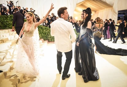 Elon Musk y Grimes en su primera aparición juntos. La gala del MET de Nueva York de 2018.