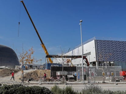 Imagen del Hospital de Emergencias Isabel Zendal, en construcción, en Valdebebas, Ciudad de la Justicia, Madrid.