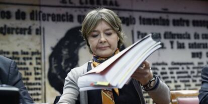 La ministra de Agricultura y Pesca, Alimentaci&oacute;n y Medio Ambiente, Isabel Garc&iacute;a Tejerina, durante su comparecencia en el Senado