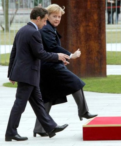 Nicolas Sarkozy y Angela Merkel, hace un año en Berlín.