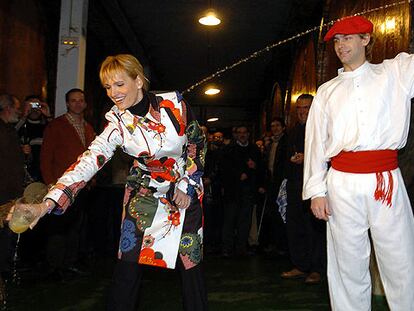 Ainhoa Arteta, durante la inauguración de la temporada de sidra en Astigarraga.