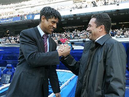 Rijkaard y Luxemburgo se saludan antes del Madrid-Barça del pasado domingo.