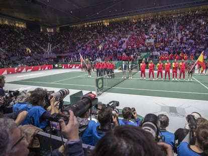 Fotógrafos en la Copa Davis, celebrada esta pasada semana en la Caja Mágica, en Madrid.