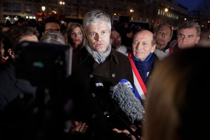 Laurent Wauquiez, líder del partido derechista Les Republicains. durante un mitin contra el antisemitismo, en la plaza de la República en París.