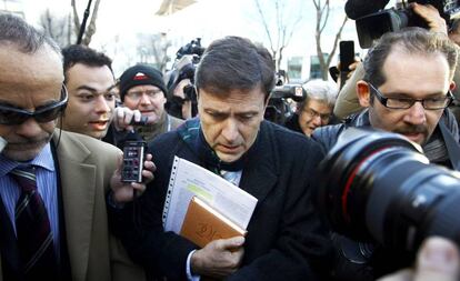 El m&eacute;dico Eufemiano Fuentes, en una sesi&oacute;n del juicio de la Operaci&oacute;n Puerto, en enero de 2013 en Madrid.