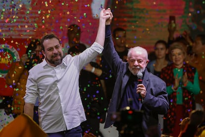 Luiz Inácio Lula da Silva, durante la presentación de su candidato a la alcaldía de São Paulo, el diputado Guilherme Boulos.