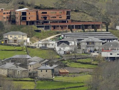 Residencia ilegal en Chandrexa de Queixa.