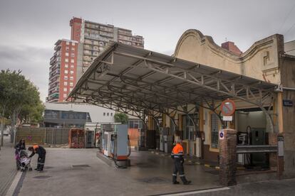 Antiga gasolinera a Pep Ventura.