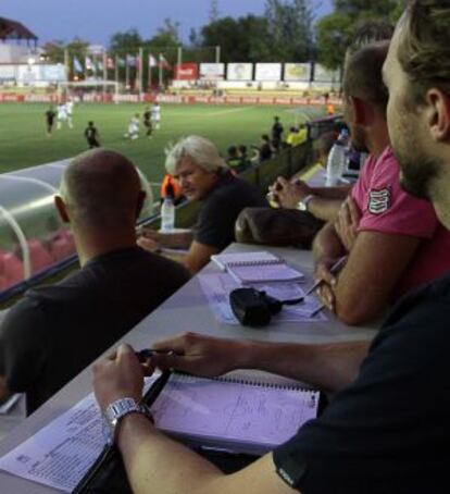 Ojeadores en el torneo de L'Alcúdia.