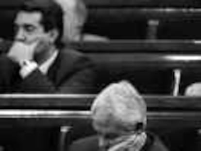 B37162 - (03/oct/00) - color - Pascual Maragall en el debate de política General. - Foto: Joan Sánchez.