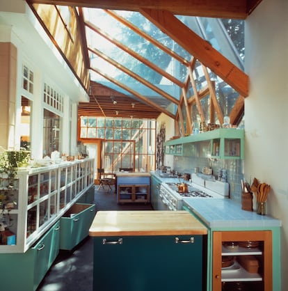 Cocina de la casa de Frank Gehry en Santa Mónica.