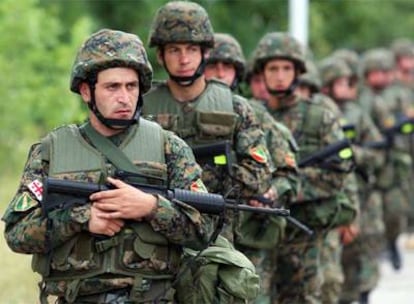 Soldados georgianos en el campo de entrenamiento de Vaziani, cerca de Tbilisi