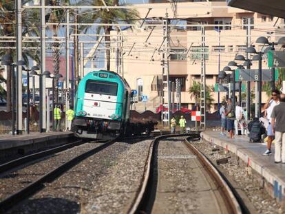 Tren descarrilat a l'estació de Tarragona al juliol.