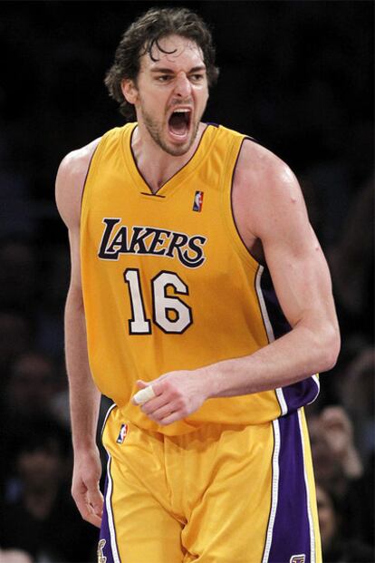 Pau Gasol, durante el partido contra Oklahoma