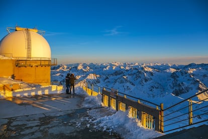 Desde el observatorio situado en la cima del picdumidi.com