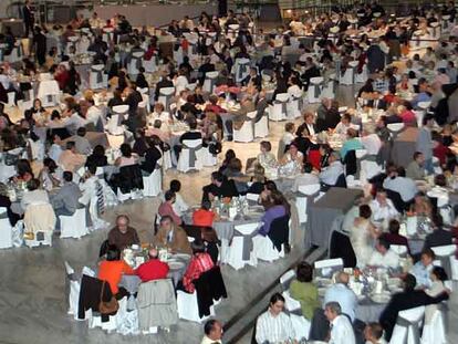 Cena de los vendedores de prensa celebrada anoche en el Palacio Municipal de Congresos.