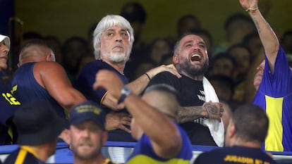Rafael Di Zeo (izquierda) en un partido de Boca Juniors, el 9 de abril.