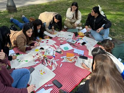 Encuentro de Amigas con el Alma en el parque del Retiro, en una foto cedida por el grupo.