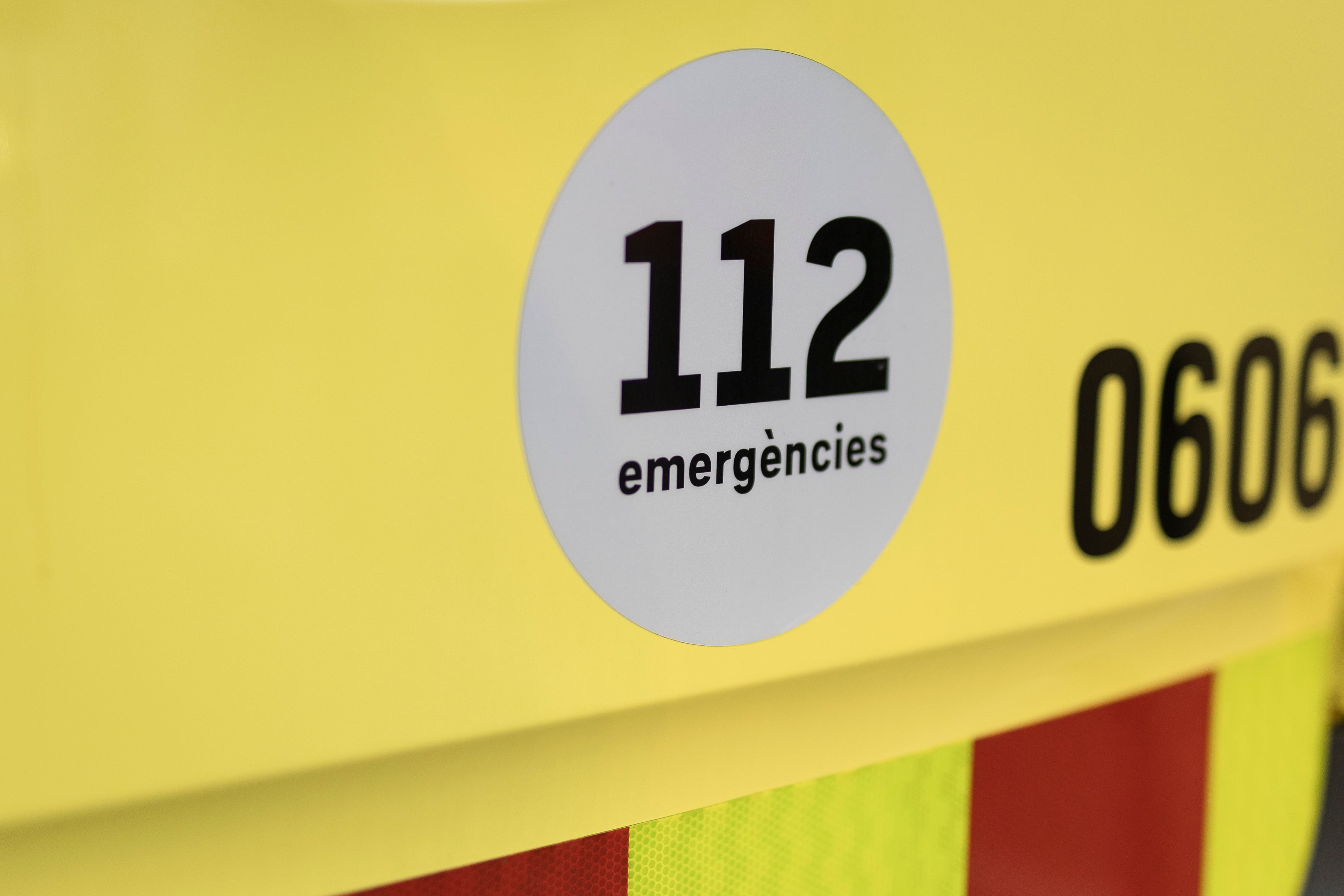 Un vehículo del servicio de emergencias y 112 de Cataluña.