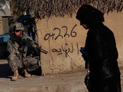 "La amistad es amor, y esa es la premisa de la infantería y los marines", razona Sparks, que ha ambientado en Irak <i>Cuando te encuentre.</i>
El autor Nicholas Sparks (Nebraska, 1965).