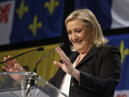 Marine Le Pen compareix després de conèixer els resultats.