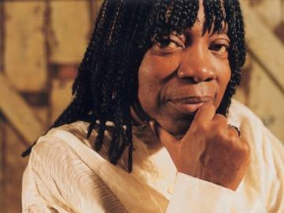 Milton Nascimento em uma foto de arquivo de 2003.