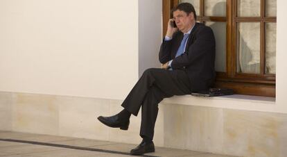 Luis Planas en el Parlamento de Andalucía.