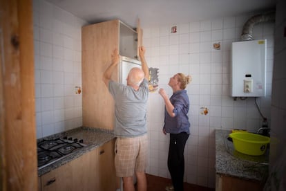 Joaquín Fontiberio helps renovate the apartment that will be his home.