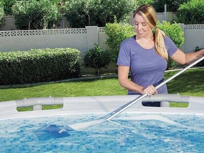Una selección de limpiafondos para la piscina de materiales de calidad y económicos.