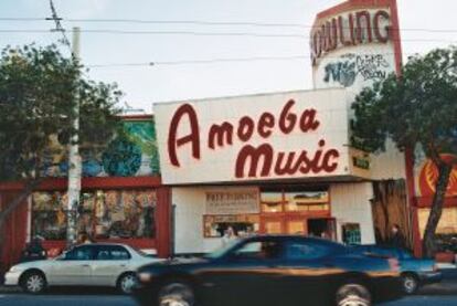 Entrada a Amoeba Music, en Haight-Ashbury, San Francisco.