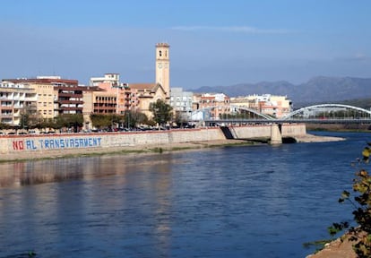 El Ebro, a su paso por Tortosa.