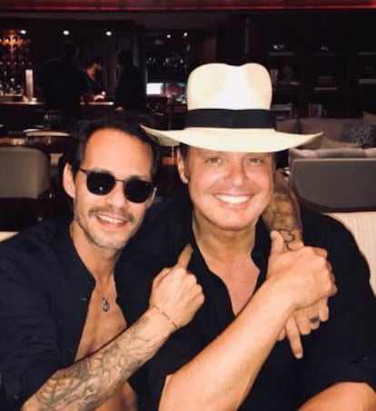 Marc Anthony, a la izquierda, y Luis Miguel.