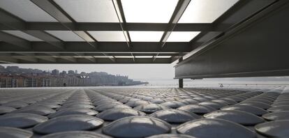 Vista del edificio diseñado por Renzo Piano.