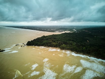 Desembocadura del rio Ankobra, uno de los más contaminados por el 'galamsey'.