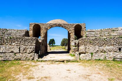 Ada Salas Arqueologia