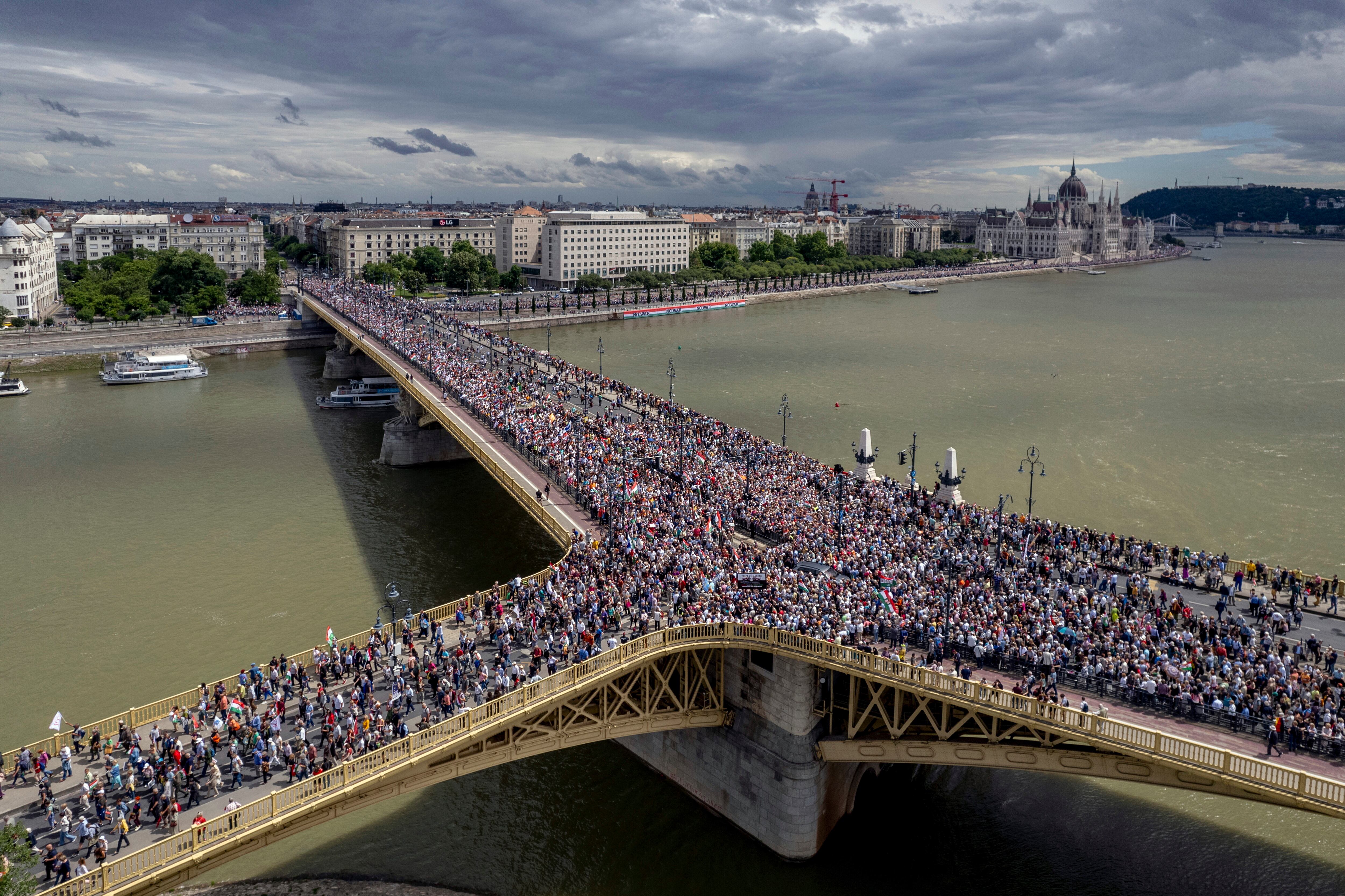 Manifestación este sábado en Budapest (Hungría) contra la guerra en Ucrania.