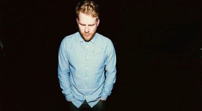 Alex Clare.