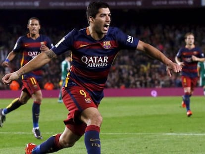 Luis Suarez celebra el seu tercer gol contra l&#039;Eibar. 