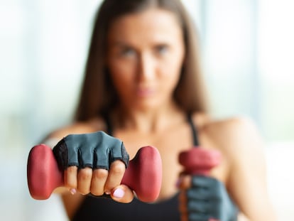 Compartimos una serie de guantes para el gimnasio a precios bajos con los que abarcar distintos tipos de entrenamientos.