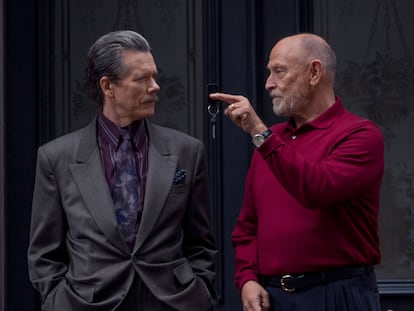 Kevin Bacon y Corbin Bernsen, en el segundo capítulo de la tercera temporada de 'City on a Hill'.