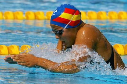 Sara Pérez, durante la final de 200 metros braza, que conquistó ayer en Almería.