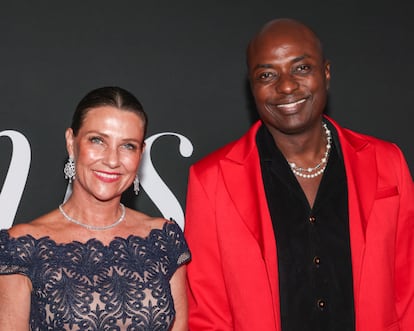 Marta Luisa de Noruega y Durek Verrett, en un evento en Beverly Hills el 10 de noviembre de 2024.