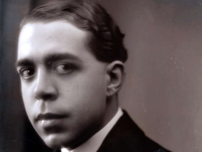Néstor Martín Fernández de la Torre, en 1910.